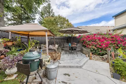3047 Bridgeford Drive, Sacramento, CA 95833 - Photo 13