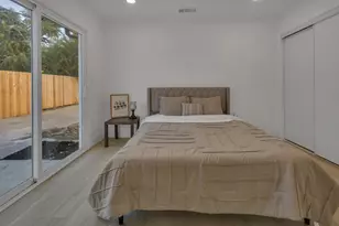 1230 E 10th St, Stockton, CA 95206 - Photo 29