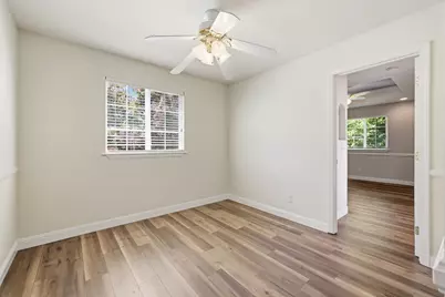9365 Windrift Lane, Elk Grove, CA 95758 - Photo 17