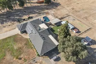 10165 Equestrian Dr, Elk Grove, CA 95624 - Photo 53
