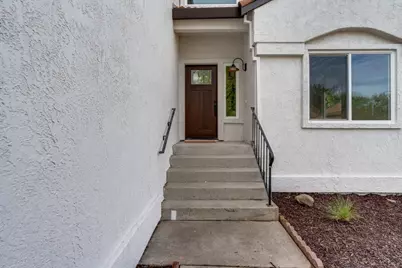 8313 Bellsbrae Drive, Antelope, CA 95843 - Photo 5