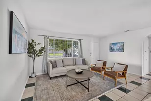 6917 Briggs Dr, Sacramento, CA 95828 - Photo 7