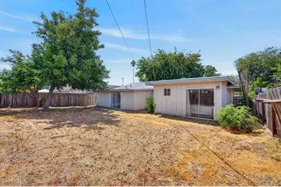 6917 Briggs Drive, Sacramento, CA 95828 - Photo 41