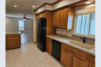105 Toyon Drive, Woodland, CA 95695 - Photo 3