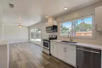 7465 Morningside Way, Citrus Heights, CA 95621 - Photo 9