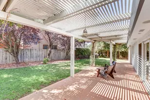 141 Clunie Dr, Sacramento, CA 95864 - Photo 45