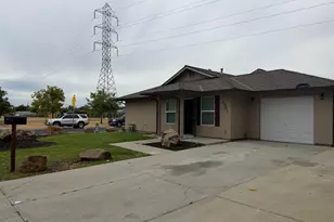 3901 Natoma Way, Sacramento, CA 95838 - Photo 3