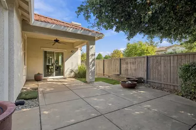 11860 Loisdale Way, Rancho Cordova, CA 95742 - Photo 47