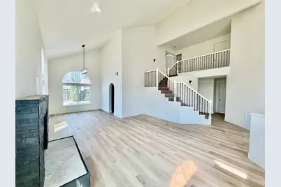 1167 Mirror Lake Drive, Merced, CA 95340 - Photo 5