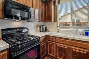 4050 Parkland Way, Roseville, CA 95747 - Photo 11