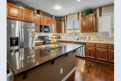 4050 Parkland Way, Roseville, CA 95747 - Photo 5