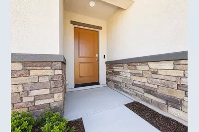 1254 Strawberry Drive, Yuba City, CA 95993 - Photo 5