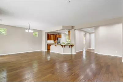 9817 Westminster Way, Elk Grove, CA 95757 - Photo 25