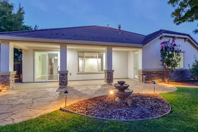 9817 Westminster Way, Elk Grove, CA 95757 - Photo 13