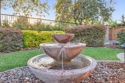 9817 Westminster Way, Elk Grove, CA 95757 - Photo 49