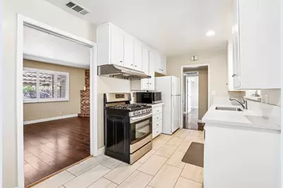 5624 Gilgunn Way, Sacramento, CA 95822 - Photo 15