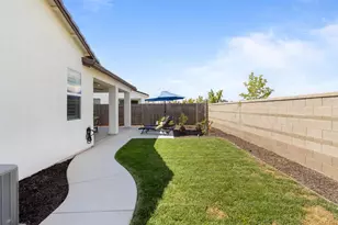5250 Peace Lily Ln, Roseville, CA 95747 - Photo 37