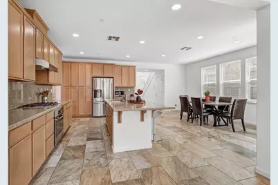 9712 Philta Way, Elk Grove, CA 95757 - Photo 9