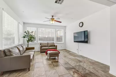 9712 Philta Way, Elk Grove, CA 95757 - Photo 17