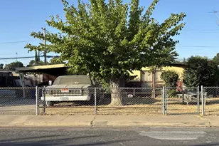 1528 W 9th St, Merced, CA 95341 - Photo 7