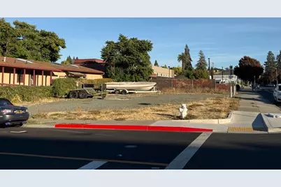 500 Ward St, Martinez, CA 94553 - Photo 1