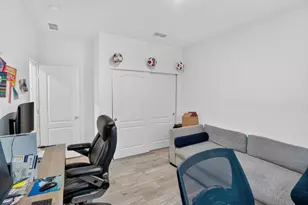 9475 Pasaje Pl, Elk Grove, CA 95624 - Photo 33