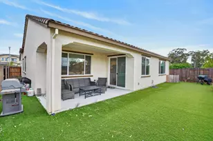 9475 Pasaje Pl, Elk Grove, CA 95624 - Photo 35