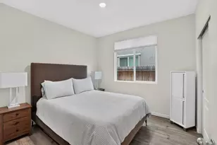 9475 Pasaje Pl, Elk Grove, CA 95624 - Photo 19