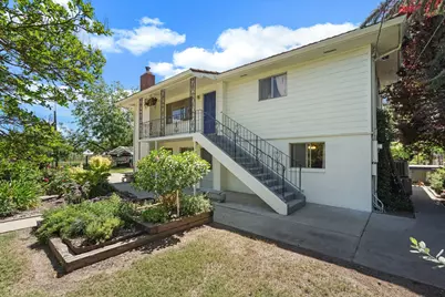 10450 Walnut Grove Road, Thornton, CA 95686 - Photo 3