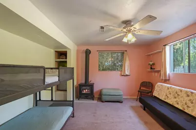 10450 Walnut Grove Road, Thornton, CA 95686 - Photo 9
