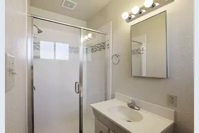 992 E Alameda Street, Manteca, CA 95336 - Photo 21