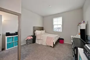 7860 Mount Evans Cir, Roseville, CA 95747 - Photo 17