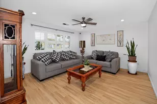 1753 El Paseo Dr, Woodland, CA 95695 - Photo 5