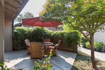 668 Shadowview Court, Turlock, CA 95382 - Photo 3