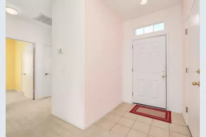 8540 Zinnia Way, Elk Grove, CA 95624 - Photo 5