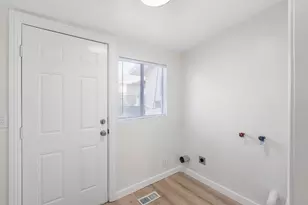 1231 D St, Sacramento, CA 95814 - Photo 9