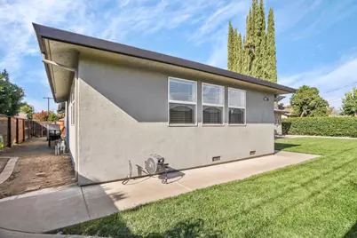 2208 Cabrillo Circle, Lodi, CA 95242 - Photo 57