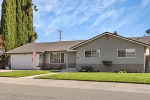 2208 Cabrillo Cir, Lodi, CA 95242 - Photo 1