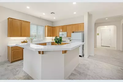 8008 Bauser Avenue, Roseville, CA 95747 - Photo 9