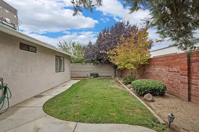 365 Elgin, Lodi, CA 95240 - Photo 27