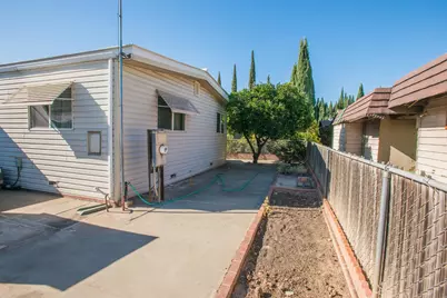 Pardis Lane, Sacramento, CA 95828 - Photo 45