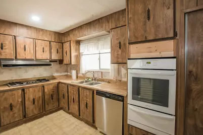 Pardis Lane, Sacramento, CA 95828 - Photo 17