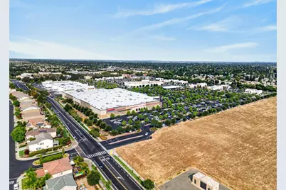 8129 Suarez Way, Elk Grove, CA 95757 - Photo 59