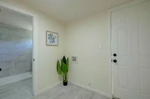 2328 Boxwood St, Sacramento, CA 95815 - Photo 5