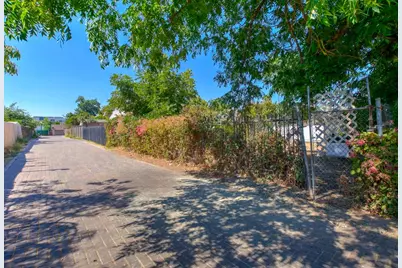 2328 Boxwood Street, Sacramento, CA 95815 - Photo 15