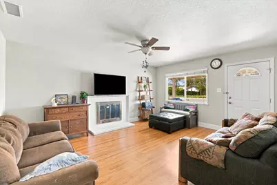 6906 Van Maren Lane, Citrus Heights, CA 95621 - Photo 5