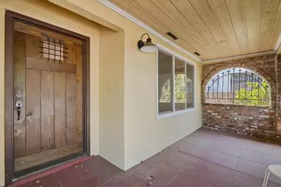 130 E Sonoma Avenue, Stockton, CA 95204 - Photo 5