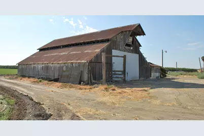 11998 Wilson Road, Los Banos, CA 93635 - Photo 3