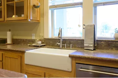 1010 Bidwell Street, Folsom, CA 95630 - Photo 9