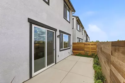 46 Solvang Court, Elk Grove, CA 95758 - Photo 11